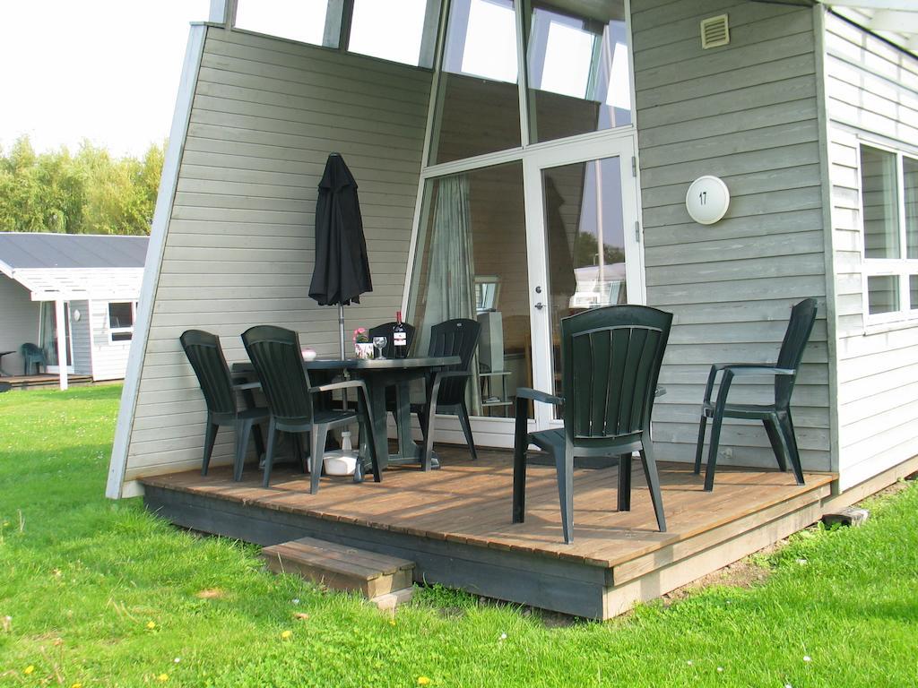 Nakskov Fjord Camping&Cottages Rom bilde